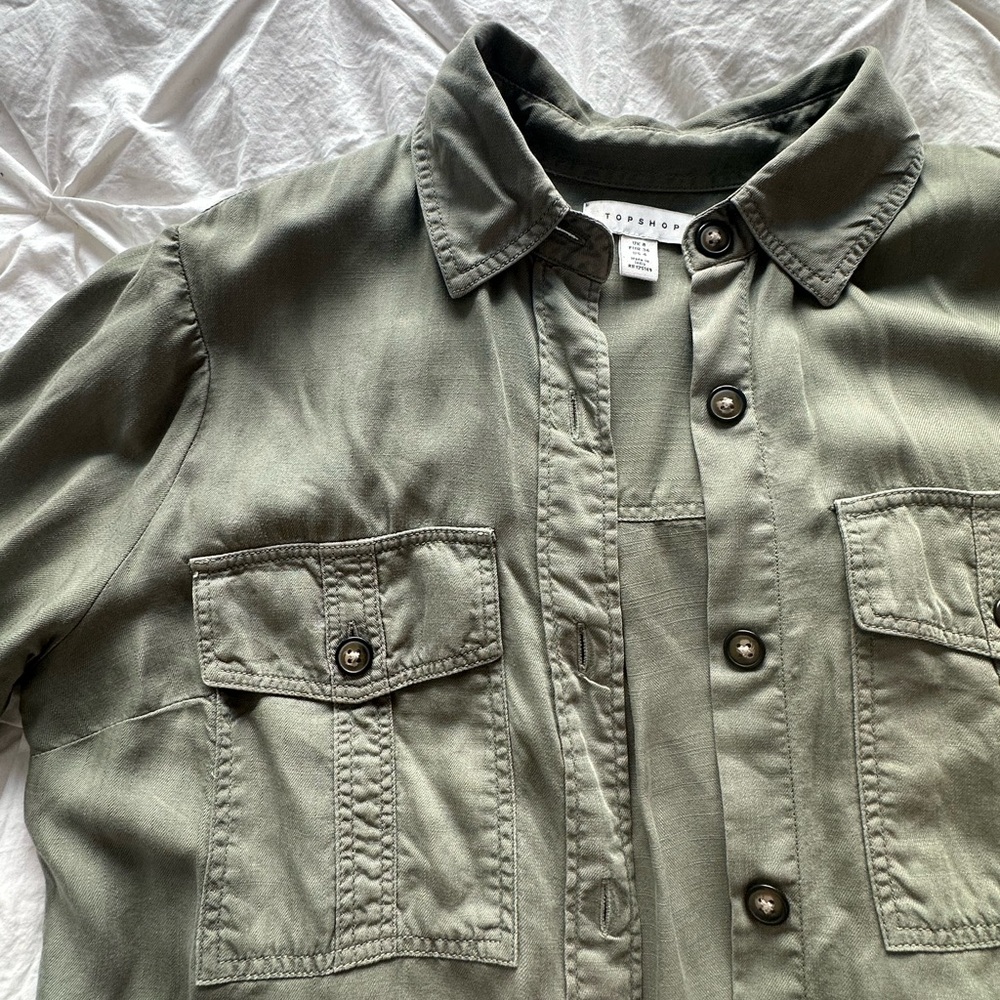 Topshop button up - Picture 2 of 4